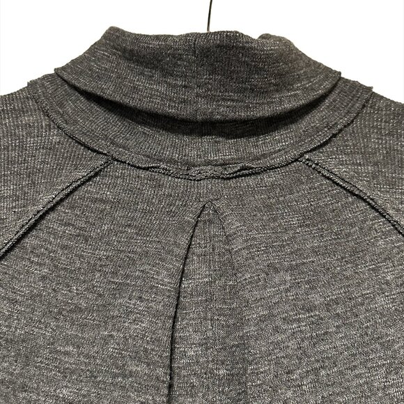 WE THE FREE Long sleeve, slit back, turtleneck sweater top - size XS - dark grey - Picture 6 of 9